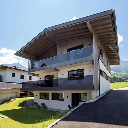 Black Mountain Apartment Fuegen